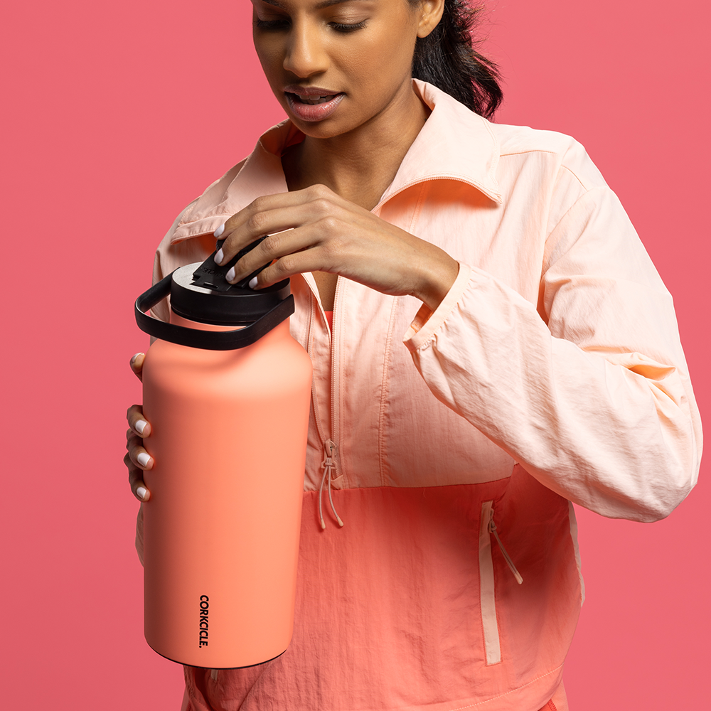 series-a-sport-jug-r7 968dacb42298--05.png