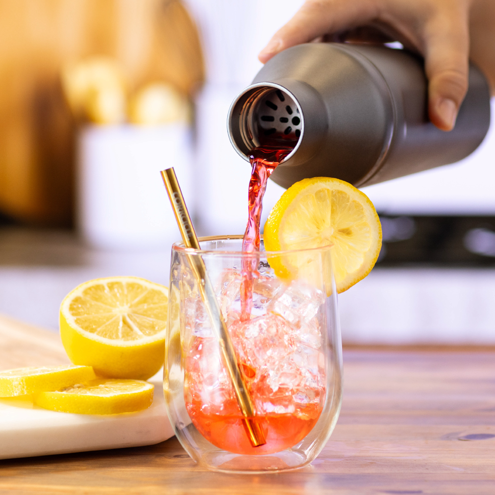 cocktail-shaker-lid-k7 Cocktail_Shaker_lifestyle_1_0f873eef-26b9-477a-b301-4dde25c00201.png