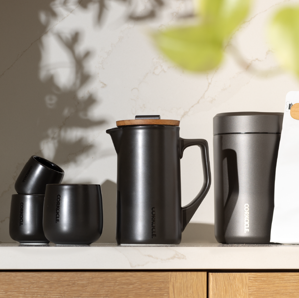 ceramic-french-press-y7 FP_Lifestyle2.png
